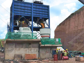 日产1500吨混凝土石头制砂机